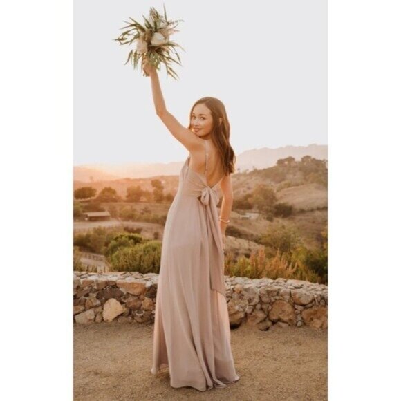 NWT Show Me Your Mumu Lauren Tie Back Chiffon Maxi Dress S Show Me Ring Crisp - Picture 14 of 16